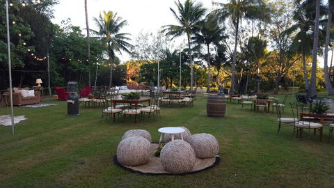 Ocean International Hotel - Pubs and Clubs 3