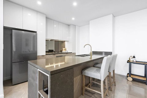 OCEAN Views In Beachside 2-Bedroom Unit - Q Stay - Go Out 1