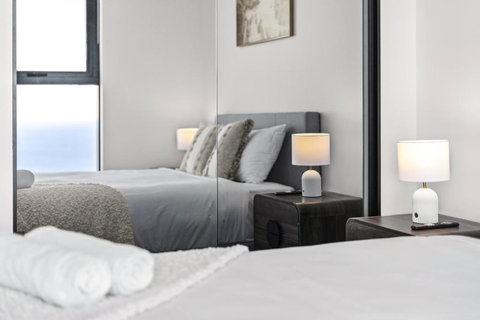 OCEAN Views In Beachside 2-Bedroom Unit - Q Stay - Go Out 2