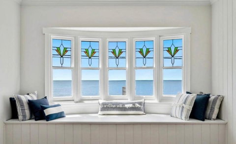 Ocean Views & City Convenience Perfect Getaway - Go Out 0