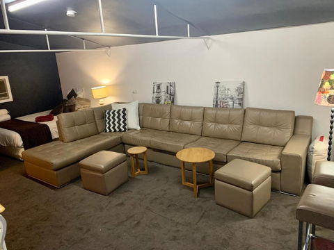 Ocean Views On Ocean Blvd - Pubs and Clubs 3