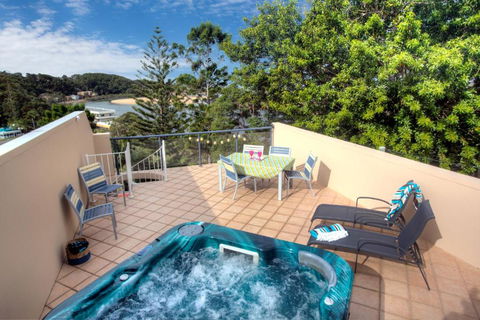 Oceanview 6 With Rooftop Terrace & Spa - Pubs and Clubs 0