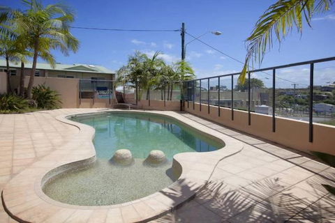 Oceanview 6 With Rooftop Terrace & Spa - Pubs and Clubs 3