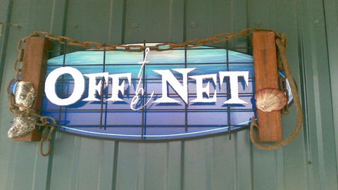 Off The Net - New Listing - Esplanade Property With Views Of The Channel - Pubs and Clubs 3