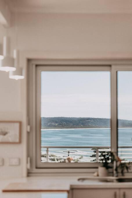 Olga And Alma - The Coastal Retreat - Pubs and Clubs 0