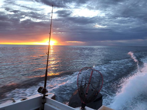 Pelican Point Waterfront Resort Formerly Carnarvon Beach Retreat - Pubs and Clubs 3