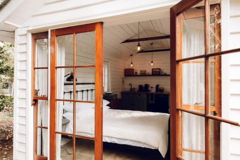 Pelham Cottage, Kondalilla Falls - Pubs and Clubs 0