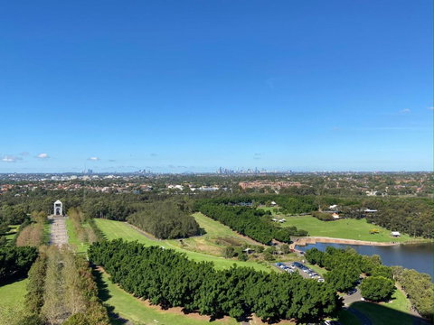 Parkside & City View In Sydney Olympic Park - Go Out 0