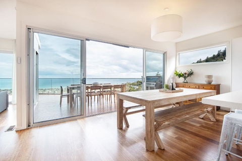 Panoramic Retreat McCrae - Pubs and Clubs 1