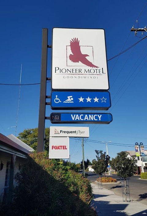 Pioneer Motel Goondiwindi - Pubs and Clubs 1