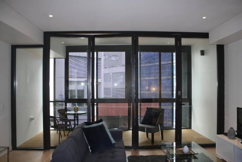 Perfect Large One Bedroom Plus Study - ALB09518 - Go Out 1