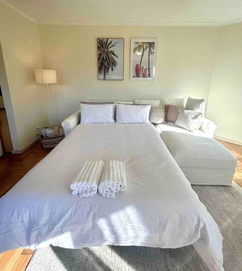 Perfect Manly Retreat, In The Heart Of Manly, Family & Couple Friendly Apartment With CAR SPOT - Go Out 3