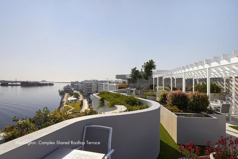 Portside On Honeysuckle - Go Out 3