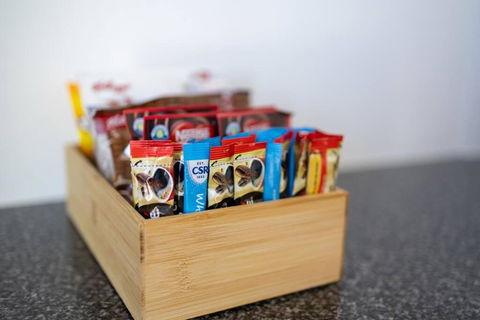 Port Lincoln Shark Apartment 5 - Pubs and Clubs 2