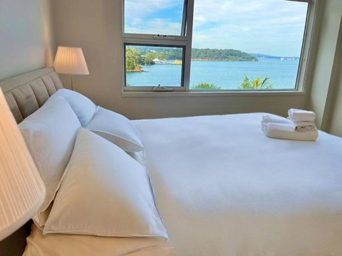 RAG05 - Mosman Exclusive Waterfront Luxury Living - Go Out 1