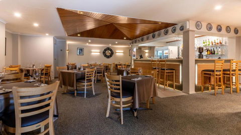 Posthouse Motor Lodge - Pubs and Clubs 3