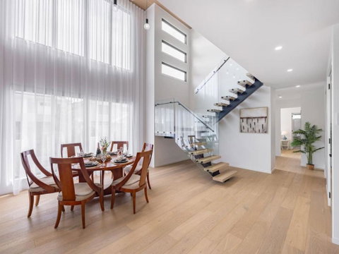 Prestige And Elegance 5BR House W Pool Rochedale - Go Out 1