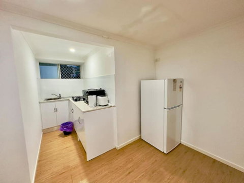 Prime 1BR Near Transport And Retail - Pubs and Clubs 0