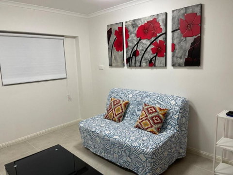 Private Brand New Home In Hornsby - Go Out 0