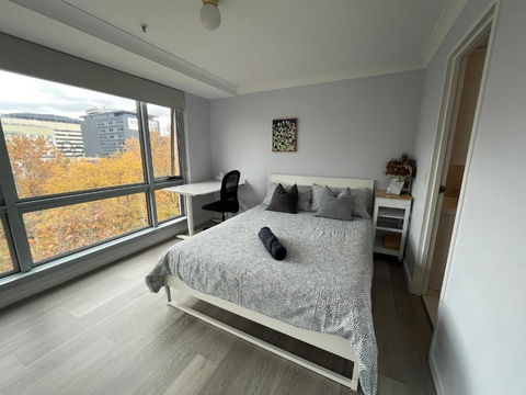Private Room With Ensuite In The CBD - Pubs and Clubs 1