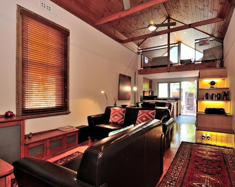 Pure Gold - Heritage 2 Bedroom Terraced Cottage - Pubs and Clubs 0