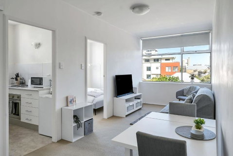 Quaint 1BD On The Doorstep Of Manly Beach - Go Out 2