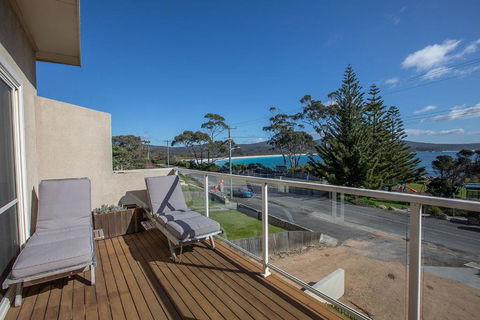 Quarterdeck Apartment - Go Out 0
