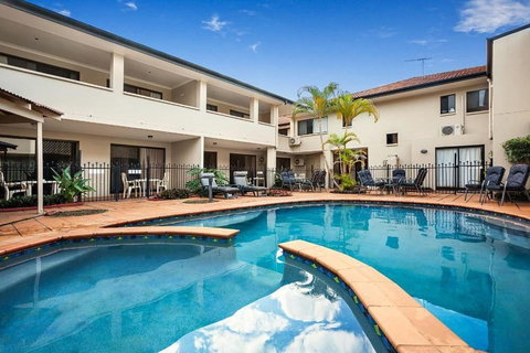 Quest Ascot - Go Out 0