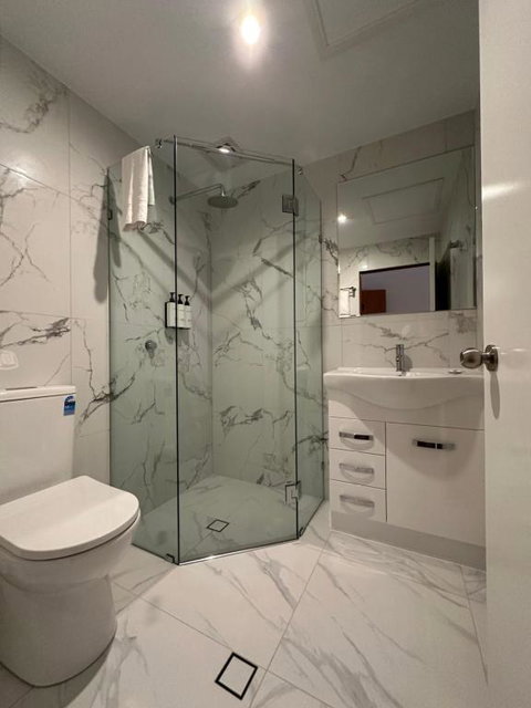 Quest Ascot - Go Out 2