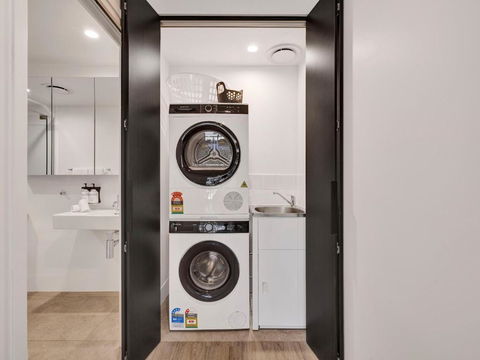 Rambla @ Berwick House - Pubs and Clubs 1