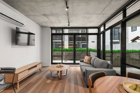 Rambla At Solarino House - Pubs and Clubs 3