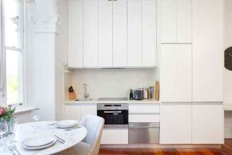 Ravenscourt S Studio Apartment Close To Everything - Go Out 2