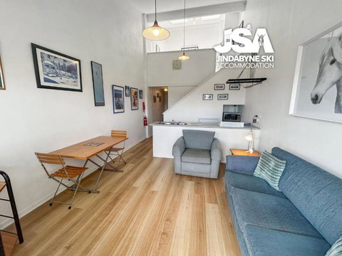 Razorback 3 - Go Out 2