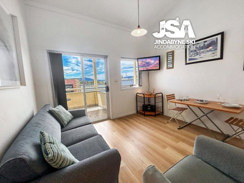 Razorback 3 - Go Out 3