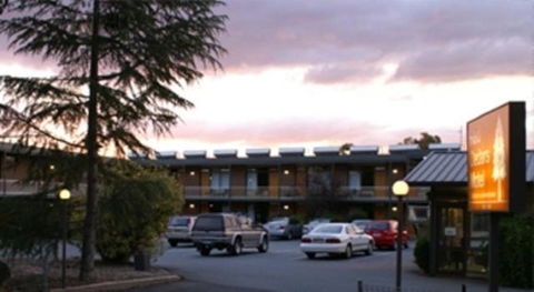 Red Cedars Motel - Go Out 3