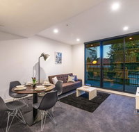Astrina Box Hill 1 Bed Apartment - Pubs and Clubs