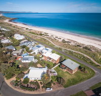 At The Beach - 54 Elizabeth Crescent - Go Out