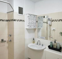 Atrium Private Stay Mandurah - Pubs and Clubs