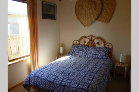 Au-Don Short Stay Accommodation - Pubs and Clubs 2