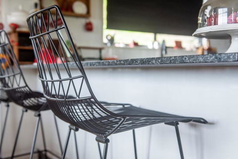 Austinmer - Cannonvale - Pubs and Clubs 3