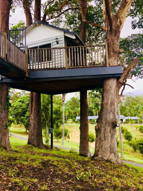 Austinvilla Estate - Pubs and Clubs 3