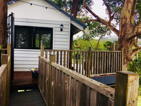 Austinvilla Estate - Pubs and Clubs 1