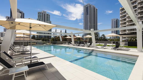 Avani Broadbeach Residences - Pubs and Clubs 0