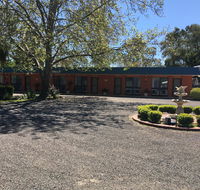 Avoca Motel - Pubs and Clubs