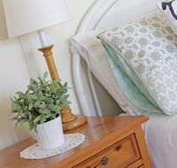 Avondale cottage - Pubs and Clubs