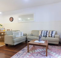 B2 Broadway Abode close to Swan River UWA  Hospitals - Go Out