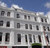 Backpackers Imperial Hotel - Pubs and Clubs