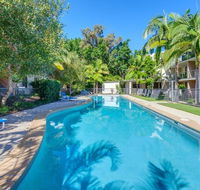 Baden 70 - Rainbow Shores Ground Floor Air Con Overlooking lap pool - Go Out