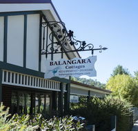 Balangara Cottages - Pubs and Clubs
