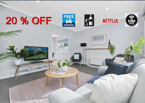 BALLARAT CLOSE 2 CBD + HOSPITAL+3BR HOME+NETFLIX + WiFi + Gift - Go Out 0